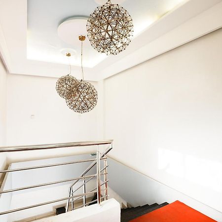 Hotel Elegance Mumbai Exterior photo